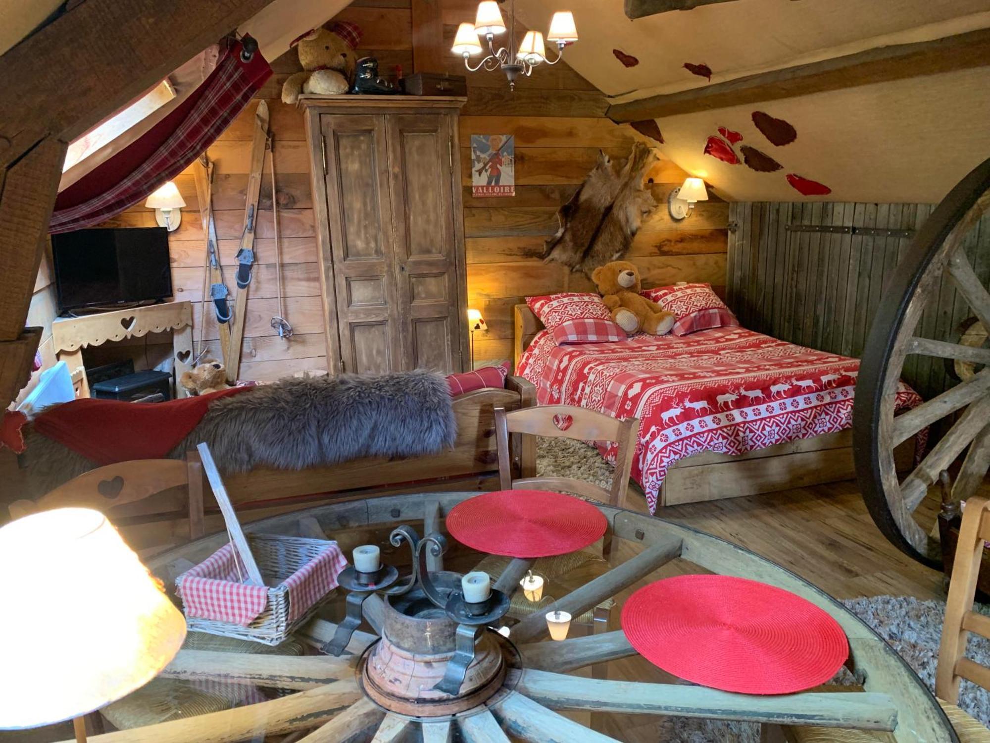 Gite "Le Refuge" Dans Un Domaine De 7Ha Au Calme Vimoutiers Εξωτερικό φωτογραφία