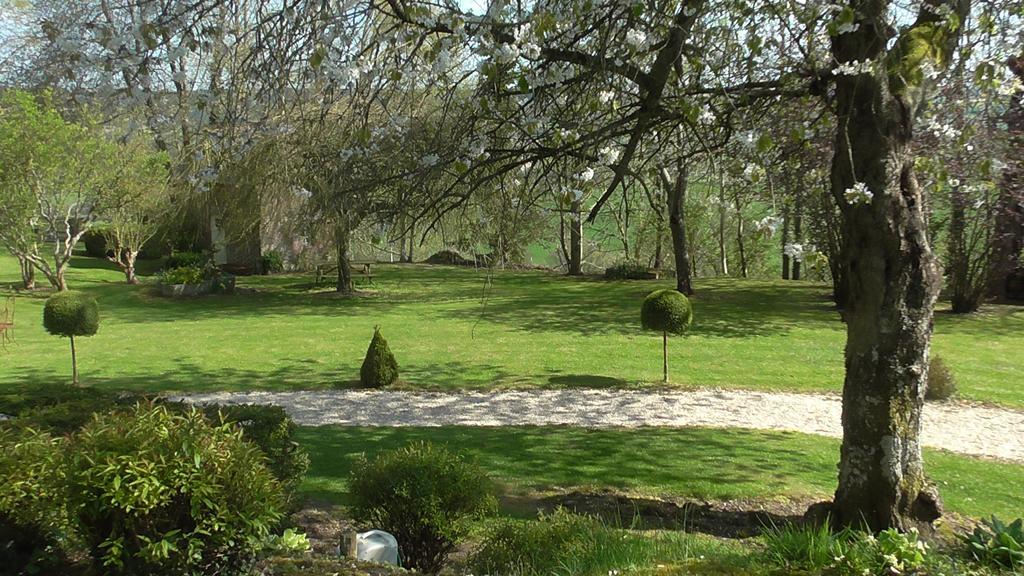 Gite "Le Refuge" Dans Un Domaine De 7Ha Au Calme Vimoutiers Εξωτερικό φωτογραφία